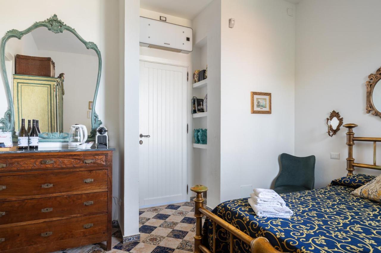 Bed & Breakfast Vfh Flavia Eco - 50 Metri Dal Mare