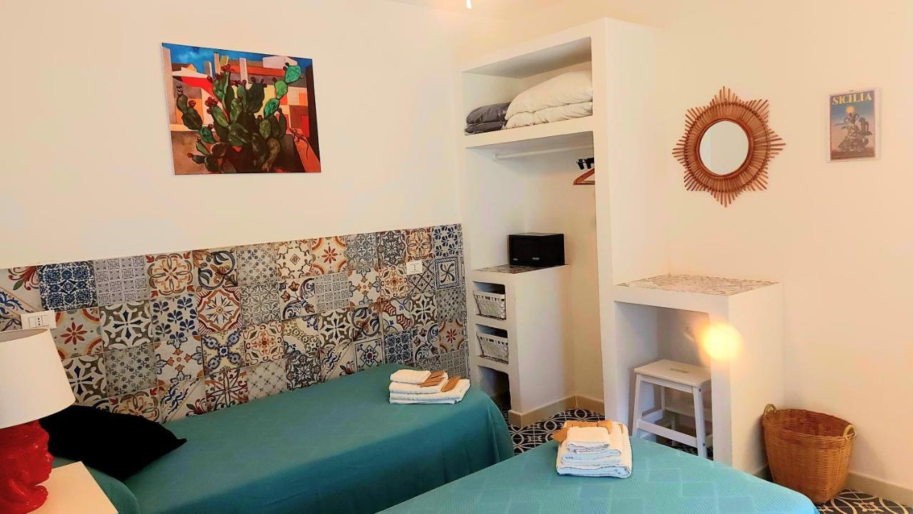 Vfh Flavia Eco - 50 Metri Dal Mare Bed & Breakfast Santa Flavia